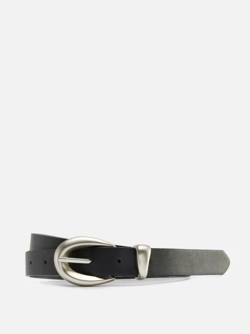 Asymmetrical Buckle Belt