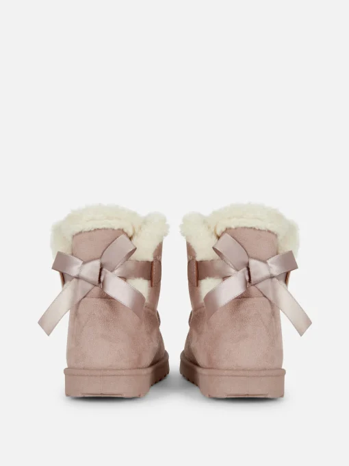 Bow Back Plush Lined Boots