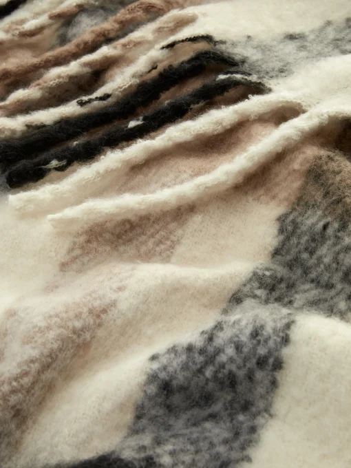 Brushed Tassel Scarf