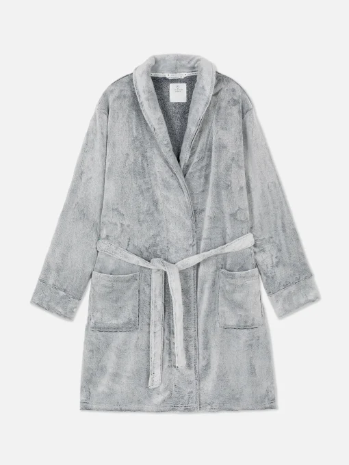 Fluffy Mid-Length Robe