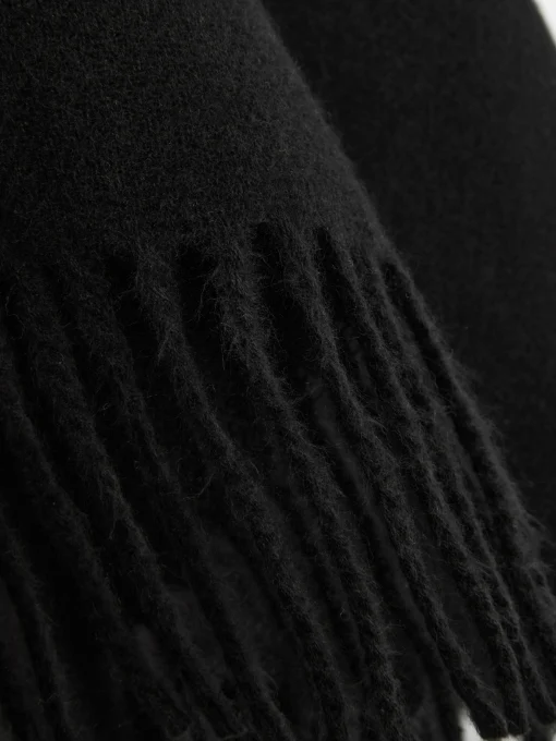 Hook Closure Cape Scarf