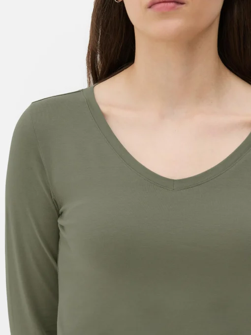 Long Sleeve V-Neck T-Shirt