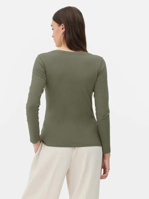 Long Sleeve V-Neck T-Shirt
