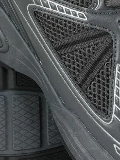 Paneled Low-Top Sports Sneakers