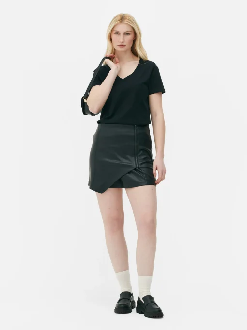 Regular Fit V-Neck T-Shirt