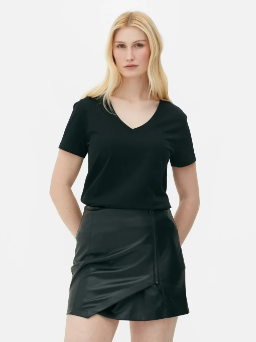 Regular Fit V-Neck T-Shirt