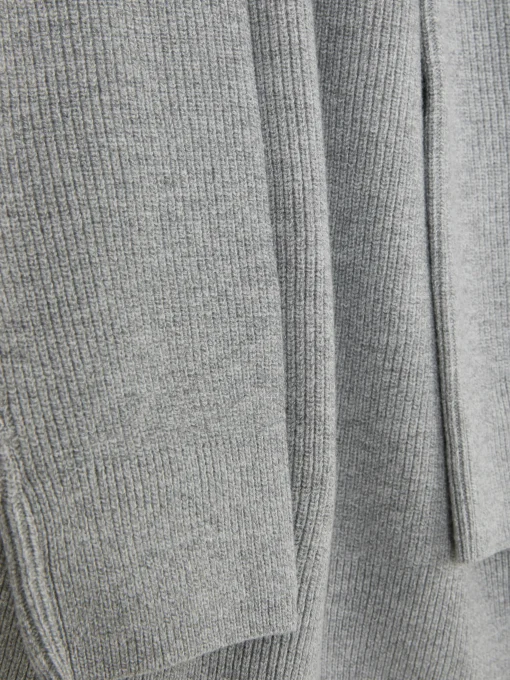 Ribbed Crew Neck Sweater