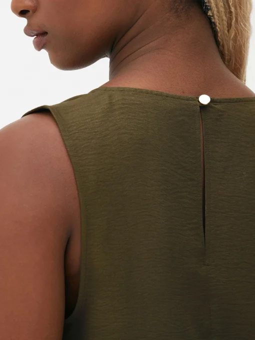 Sleeveless Scoop Neck Blouse