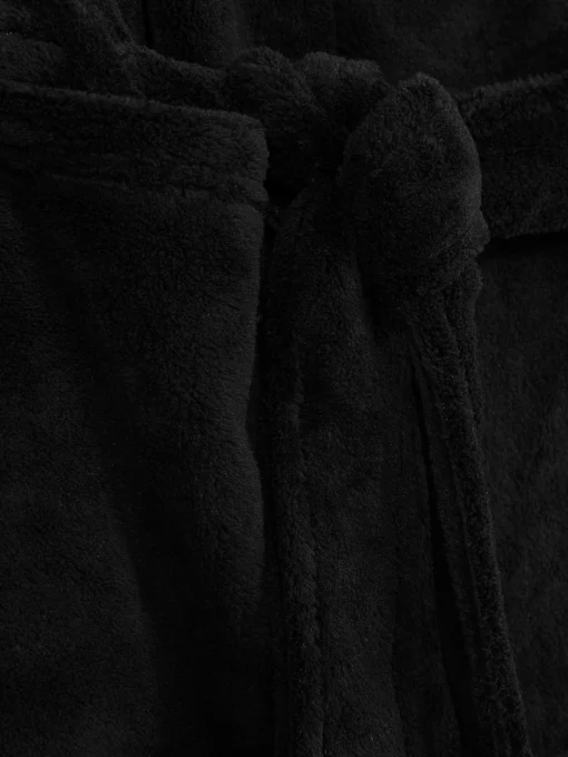 Soft-Touch Robe