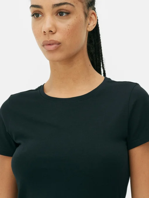 Stretch Crew Neck Essential T-Shirt