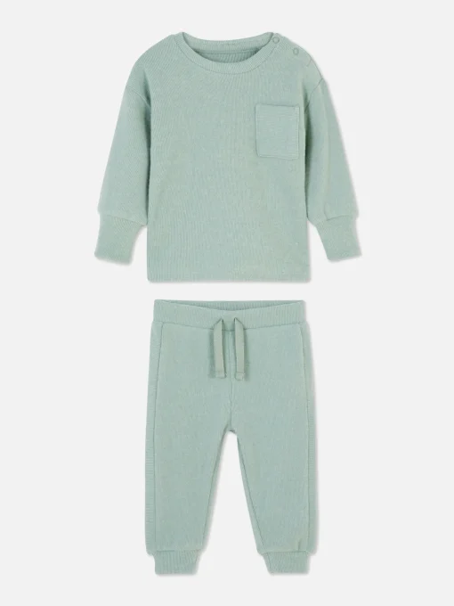 Sweatshirt And Joggers Set