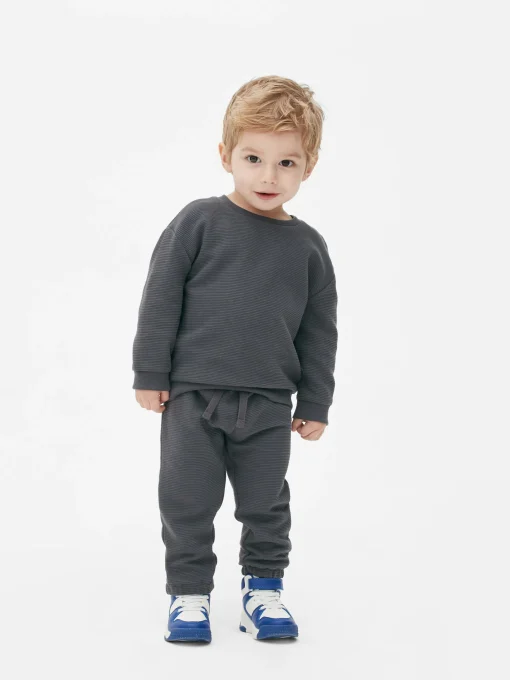 Textured Sweatshirt And Joggers Set