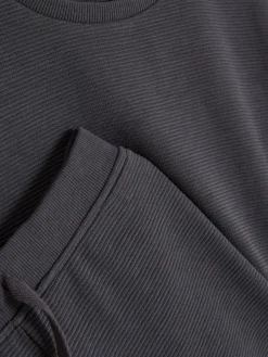 Textured Sweatshirt And Joggers Set